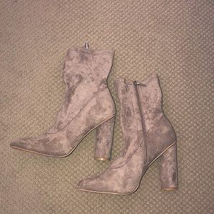 Chunky heel boots